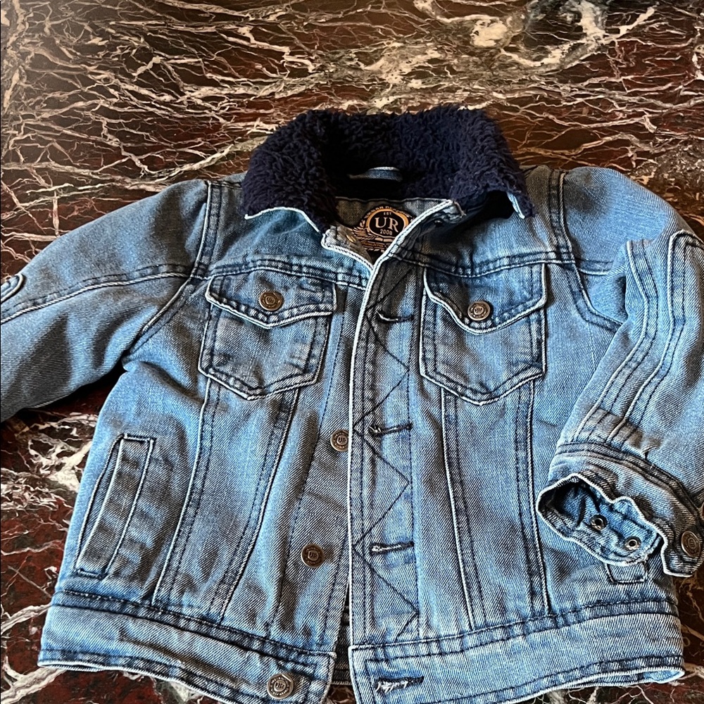 Urban Republic Blue Jean Jacket with Navy Collar lined Sherpa jeans, jacket